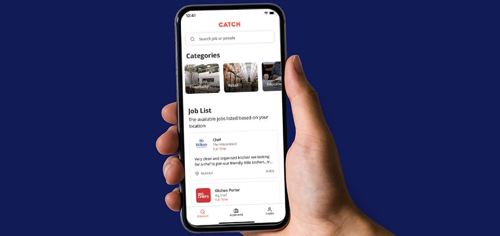 We are with you while seeking both the right professional and the right job with CatchJobs.